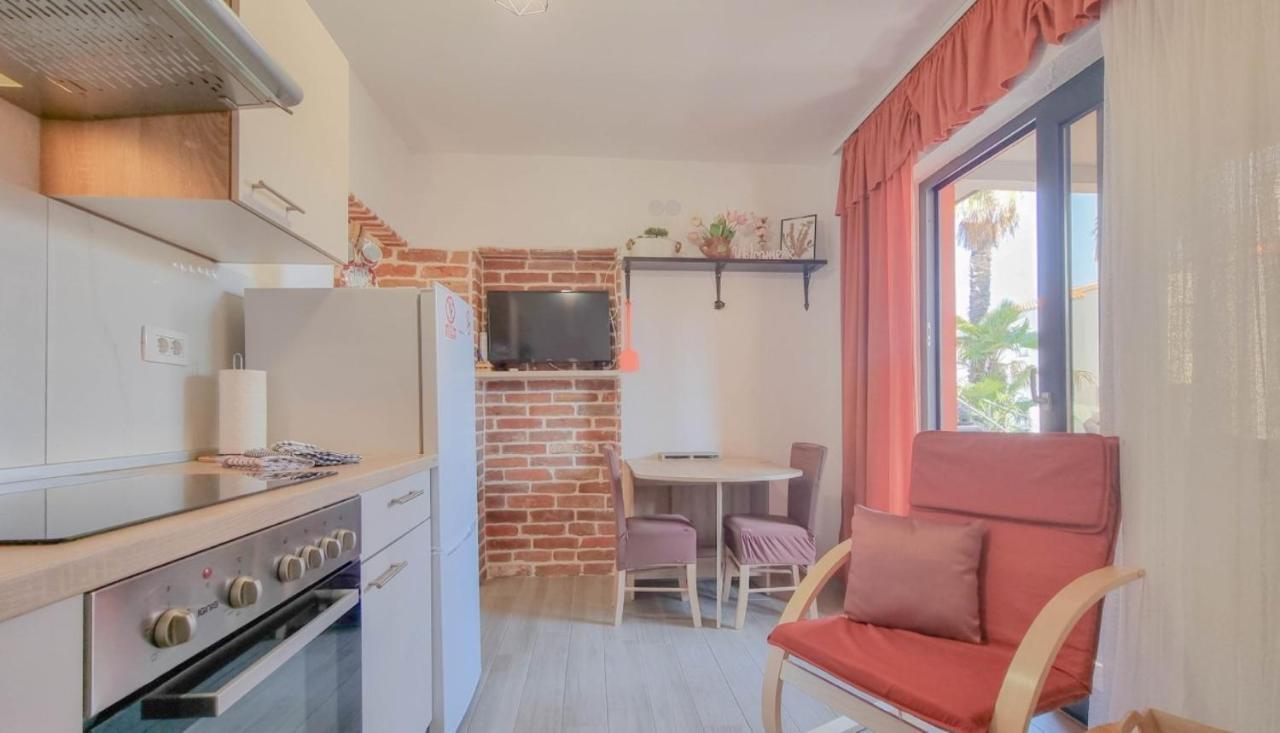 Enio Apartment Novigrad  Luaran gambar