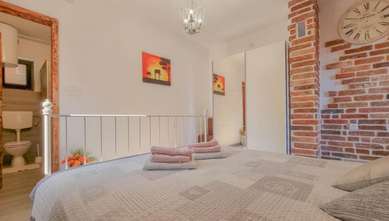 Enio Apartment Novigrad  Luaran gambar